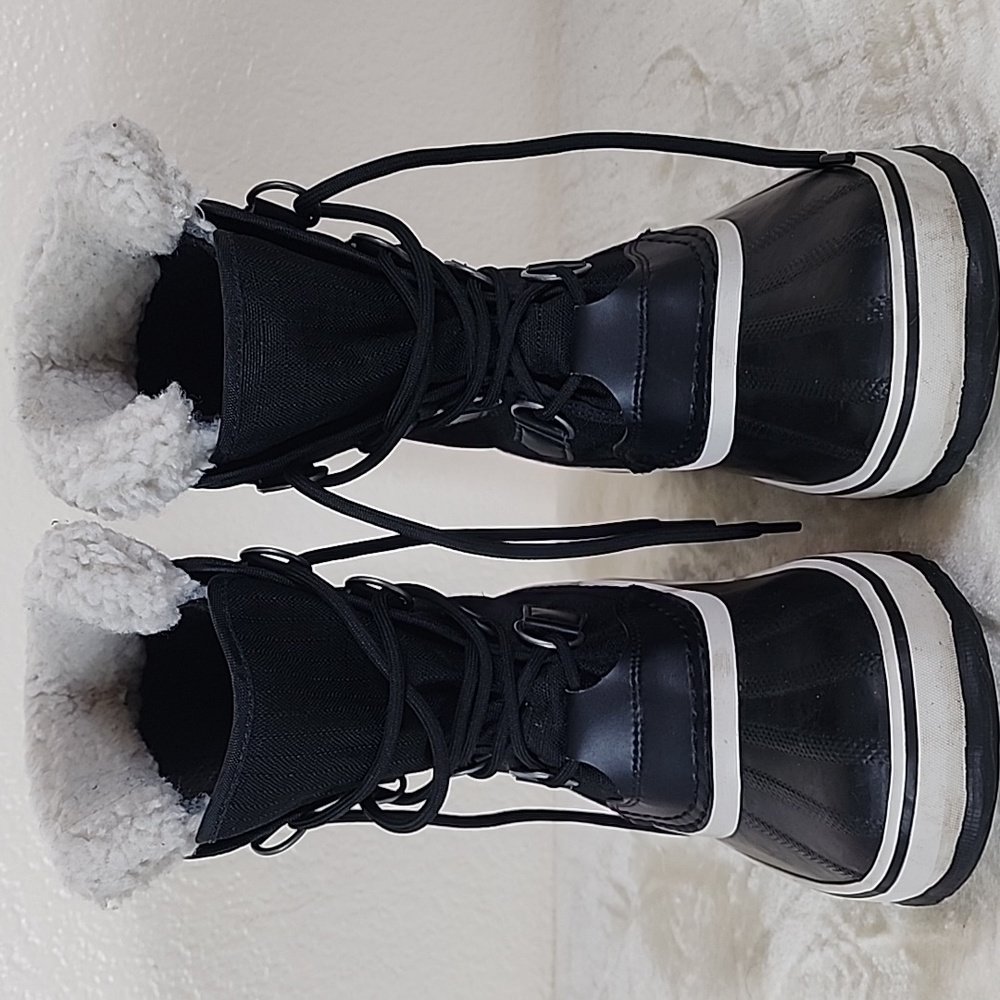 Sorel Black & White Furry Winter Carnival Waterproof Boots - Picture 2 of 9
